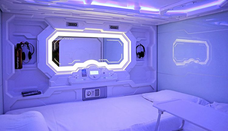 هتل‌های کپسولی