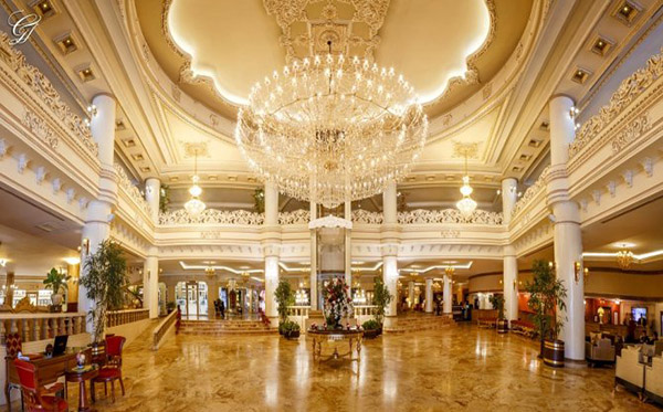 هتل قصر طلایی