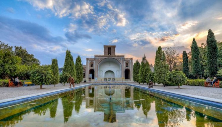 رونق گردشگری