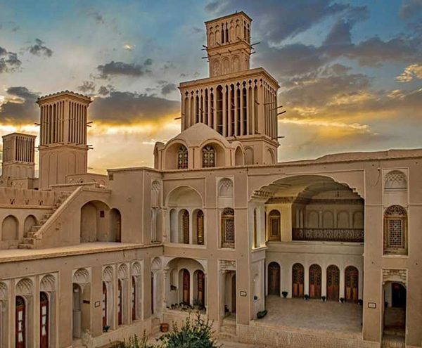 خانه آقازاده ابرکوه