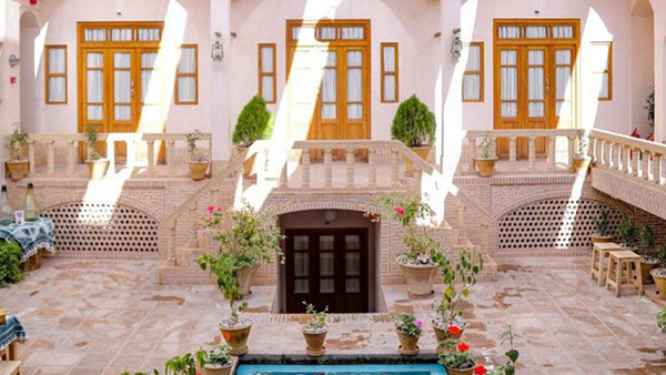 کاشانه روشن