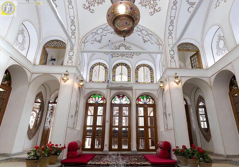 هتل سنتی سهروردی اصفهان