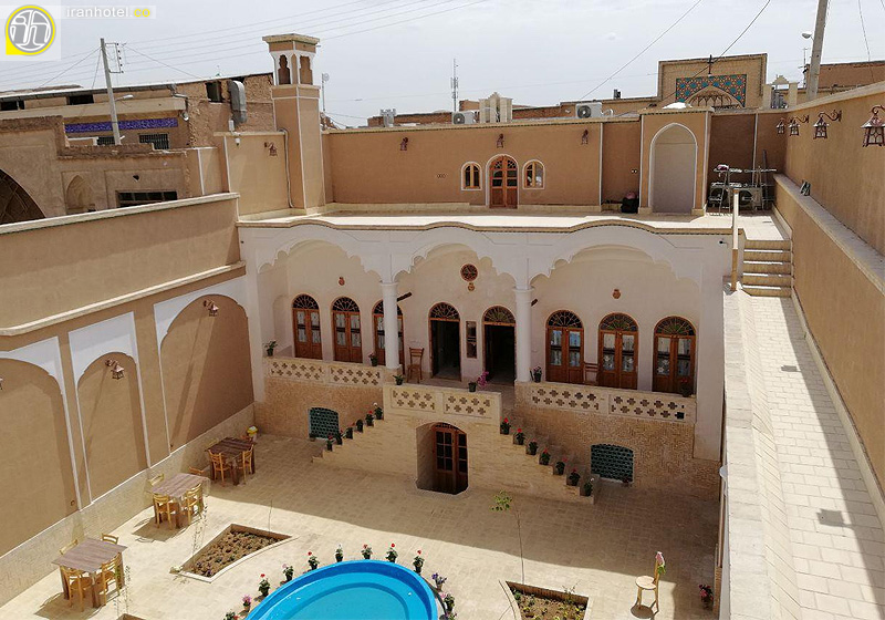 هتل سنتی خانه پارسی کاشان